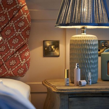 The White Horse - A Heartwood Inn Dorking Dış mekan fotoğraf